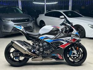 BMW M1000RR