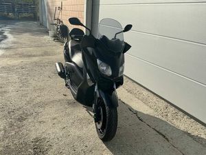 YAMAHA YP250 R XMAX