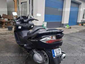 SUZUKI BURGMAN AN 400