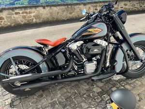 HARLEY DAVIDSON SOFTAIL SLIM S