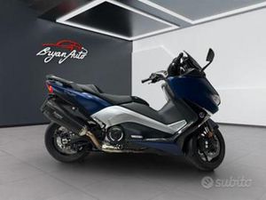 YAMAHA TMAX 530