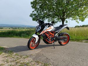 KTM 390 DUKE