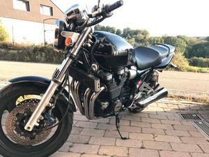 YAMAHA XJR 1300 RP02