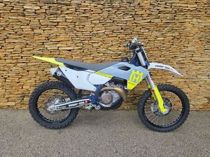 MOTOCROSS HUSQVARNA