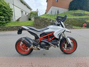 DUCATI HYPERMOTARD 939