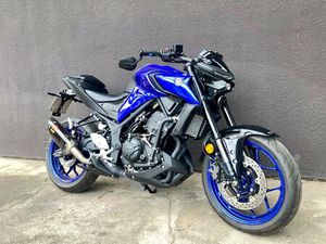 YAMAHA MTN320-A MT-03 MIT AKRAPOVIC | GARANTIE | A2