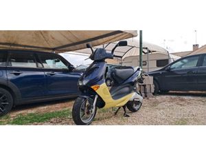 APRILIA SR 50 NETSCAPER