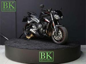 TRIUMPH STREET TRIPLE 765 RS | PHANTOM BLACK — MOTOREN | TRIUMPH — MARKTPLAATS