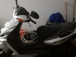 SCUTER SUZUKI KATANA 50