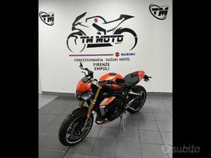 TRIUMPH SPEED TRIPLE 1200 - RS