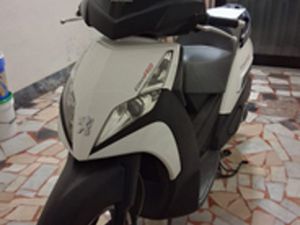 SCOOTER PEUGEOT GEO RS