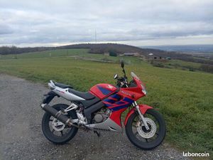 CB125R