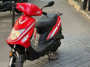 SCOOTER 50 CC POUR LIVRAISON