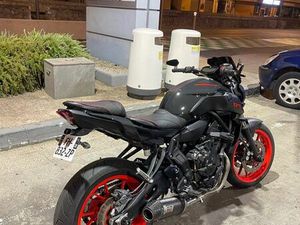 YAMAHA MT07