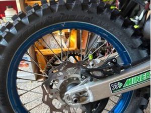 VEND OU ÉCHANGE 250 YZ 2020