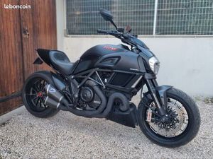 DUCATI DIAVEL DARK