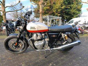 ROYAL ENFIELD INTERCEPTOR 650