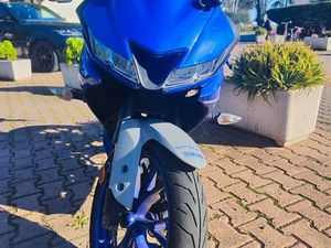 YAMAHA YZF-R 125