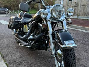 HARLEY DAVIDSON SOFTAIL HERITAGE
