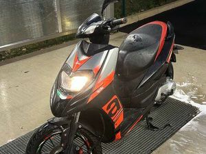 APPRILIA SR 2T (TYPHOON)