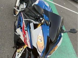 MOTO BMW S1000RR