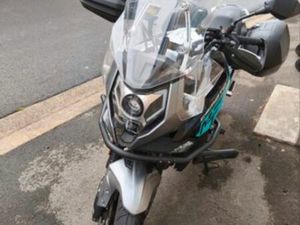 MOTO CF MT 650 OK PERMIS A1