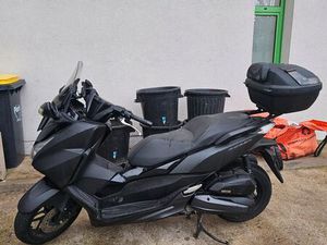 HONDA FORZA 125 – 2015 – 25 885 KM – ENTRETIEN SUIVI – TOP CASE + QUAD LOCK