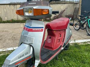 SCOOTER HONDA LEAD 125