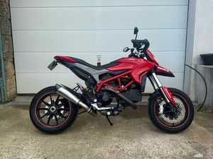 DUCATI 821 HYPERMOTARD