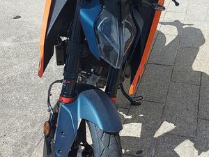 KTM DUKE 125