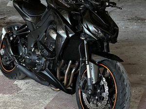 KAWASAKI Z1000 ABS FULL – ÉTAT IRRÉPROCHABLE