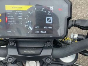 KTM DUKE 125 – 2021 – 9 727 KM – LIGNE AKRAPOVIC