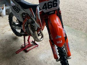 125 SX