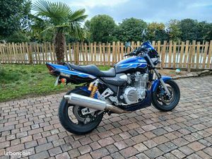 YAMAHA XJR 1300
