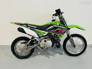 MOTO KAWASAKI KLX 110