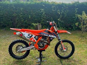 KTM 450 SX F FACTORY