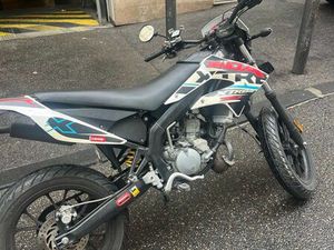 DERBI XTREME 50 CC – 2016 – TRÈS BON ÉTAT