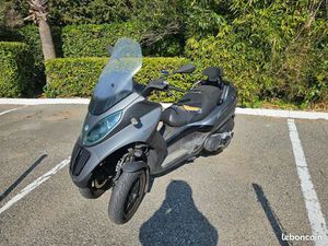 PIAGGIO MP3 500
