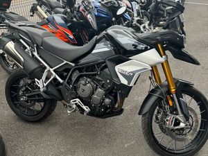 TRIUMPH TIGER RALLY A2