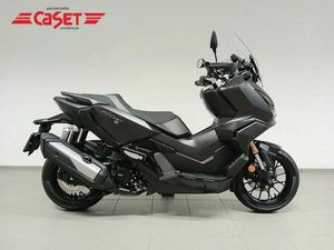 ② HONDA ADV 350 (ANNÉE DE CONSTRUCTION 2024)