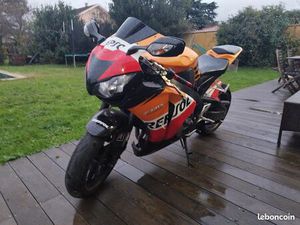 HONDA CBR 1000 RR FIREBLADE