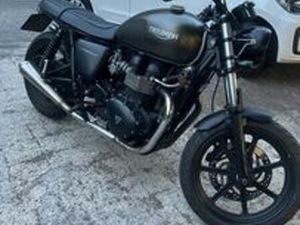 TRIUMPH BONNEVILLE - 2012