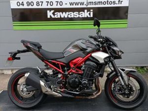 KAWASAKI Z900 BRIDER A2 2025 900 CM3 | MOTO ROADSTER | 885 KM | ROUGE | 84000 AVIGNON