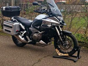 ② HONDA VFR 1200X AVENTUREUSE + 1 AN DE GARANTIE