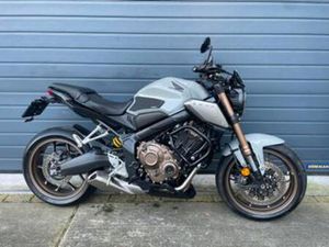 HONDA CB650R CB 650 R: QUICKSHIFT, 35KW, HANDVATVERW, '21 — MOTOREN | HONDA — MARKTPLAATS