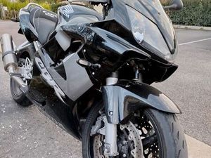 HONDA CBR 600 F (PC35)