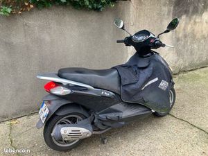 SCOOTER PIAGGIO FLY 125 IE 2012 35000KM