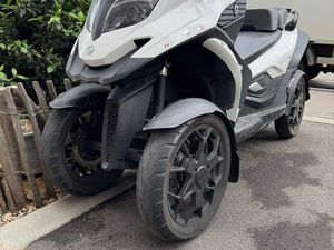 SCOOTER QUADRO 4 PERMIS ? B