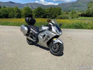 TRIUMPH SPRINT GT 1050