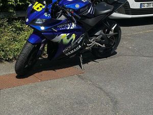 YZF R125